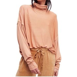 We the Free  Alameda Dolman-Sleeve
Turtleneck Top Women XS rayon spandex oversiz